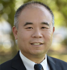 Dr Chong Wong